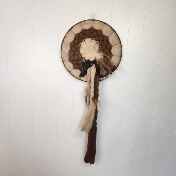 Vintage Mandela Wool Feathers Indigenous Home Decor Boho Bohemian First Nations - Picture 1 of 9